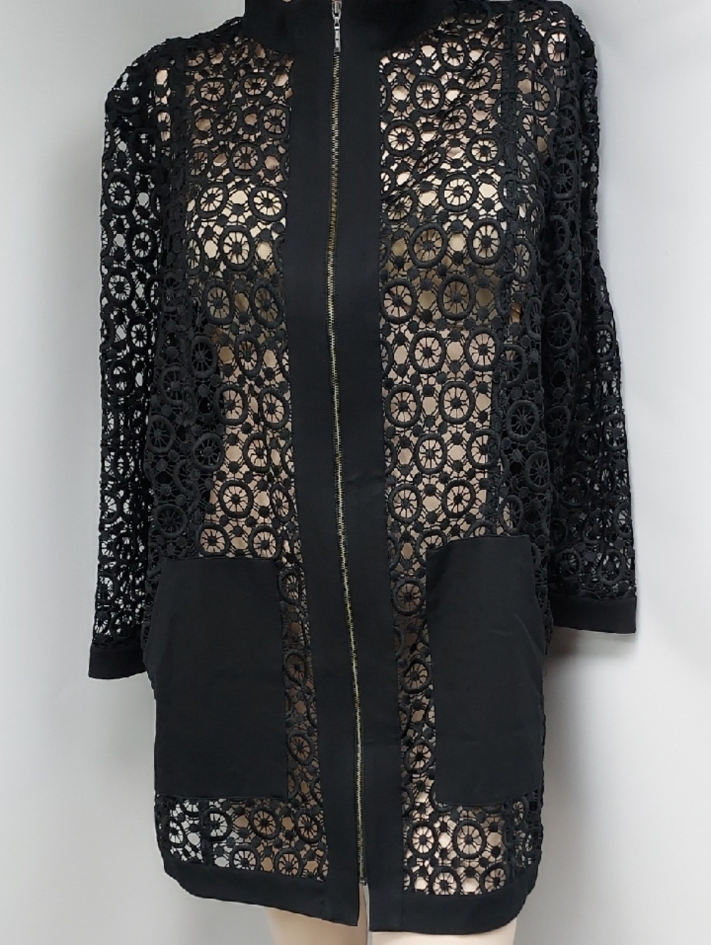 Ming Wang Heritage Fit Floral Eyelet Blazer Shirt. NWT